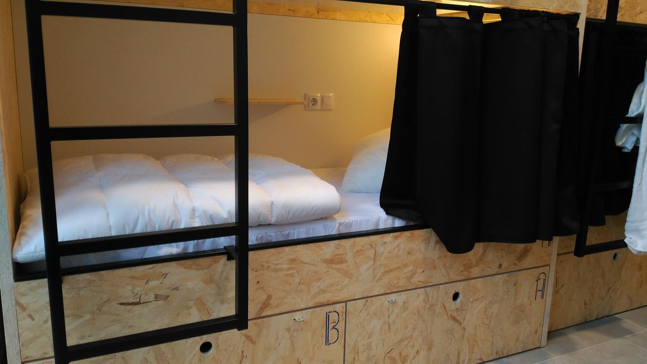 Egunon Bilbao Hostel Exterior photo