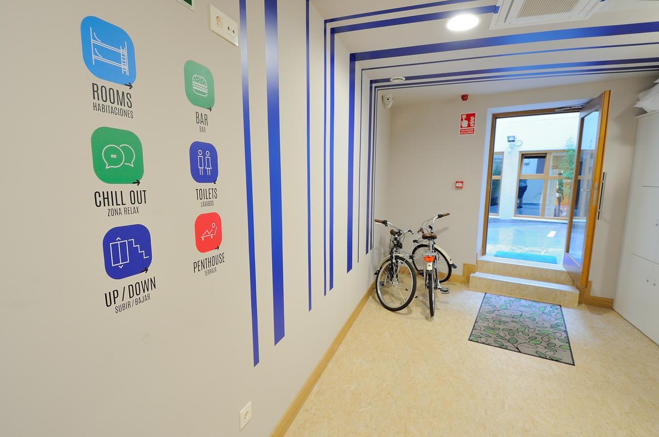 Egunon Bilbao Hostel Exterior photo