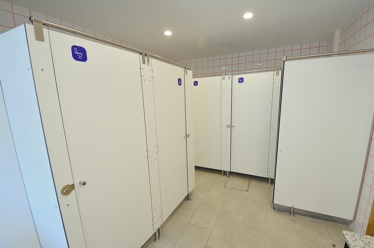 Egunon Bilbao Hostel Exterior photo