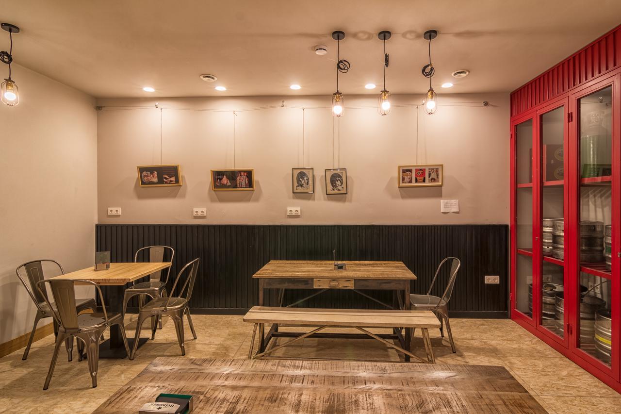 Egunon Bilbao Hostel Exterior photo