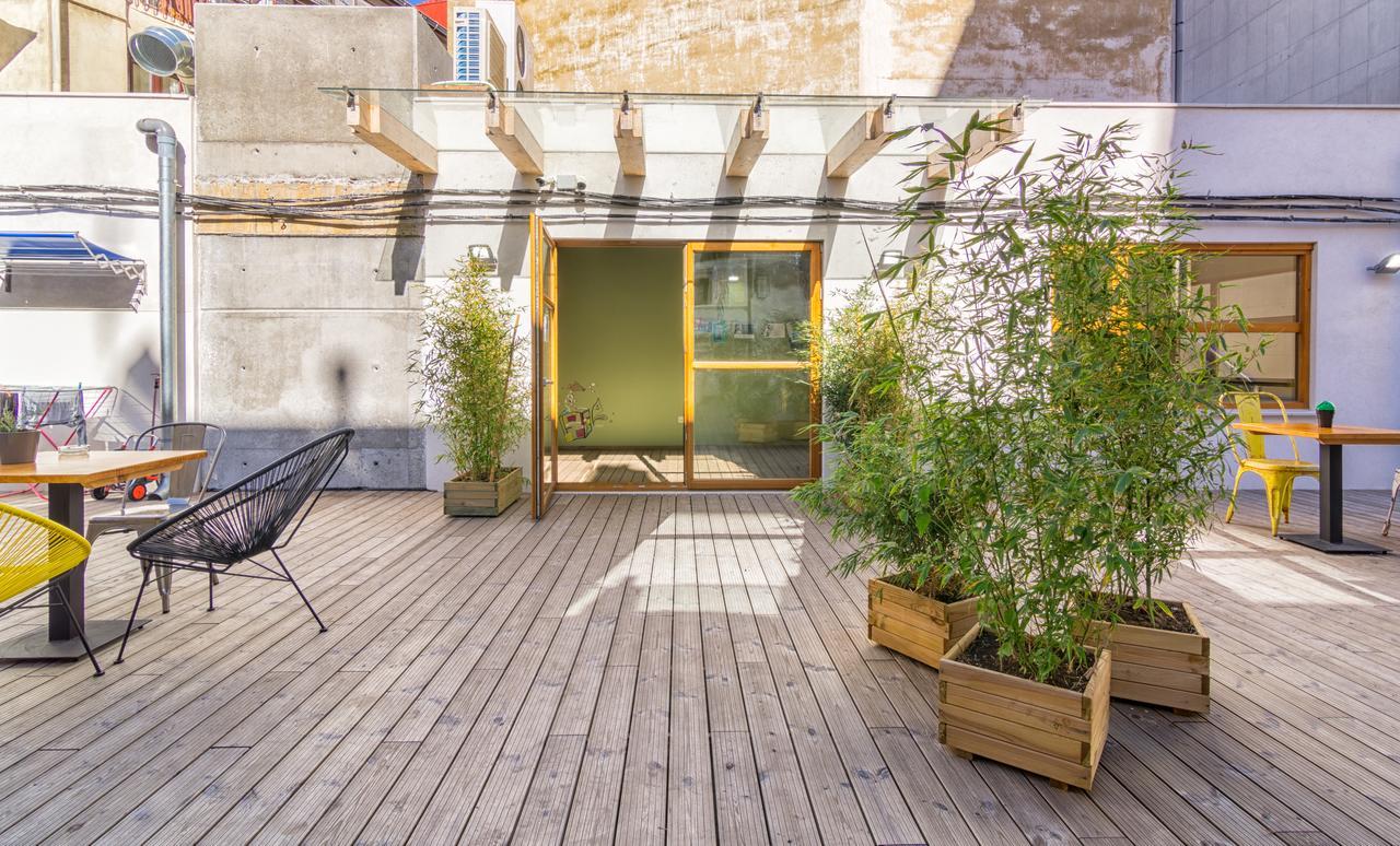 Egunon Bilbao Hostel Exterior photo