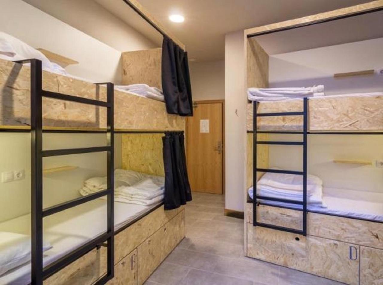 Egunon Bilbao Hostel Exterior photo